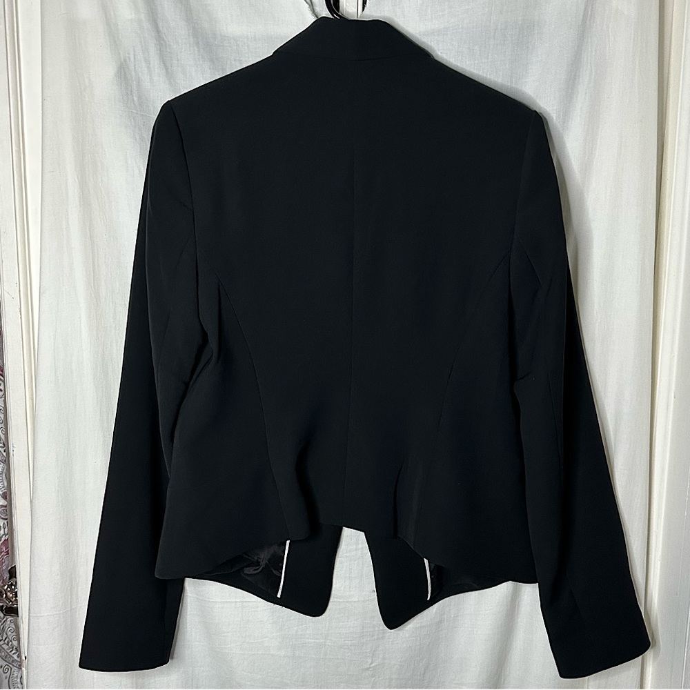 Express Deep Lapel Open Front Black Blazer | Size 8 - Picture 8 of 15